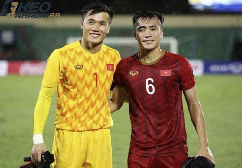 Bùi tiến Dũng và Bùi Tiến Dụng là hai anh em ruột